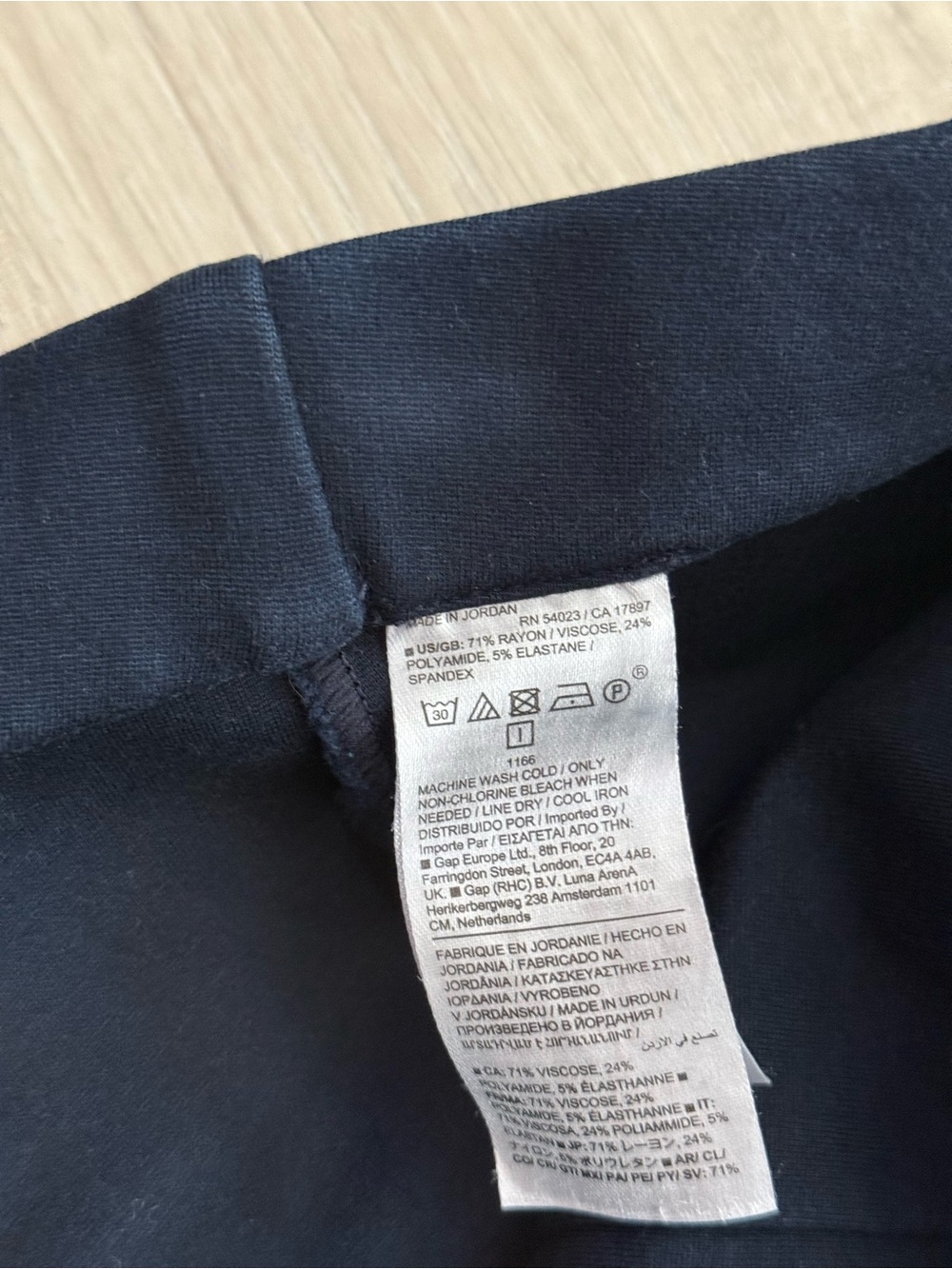 Banana Republic Crop Flare Everywhere Ponte Pull-On Pant | Navy Blue | Large - Picture 6 of 8